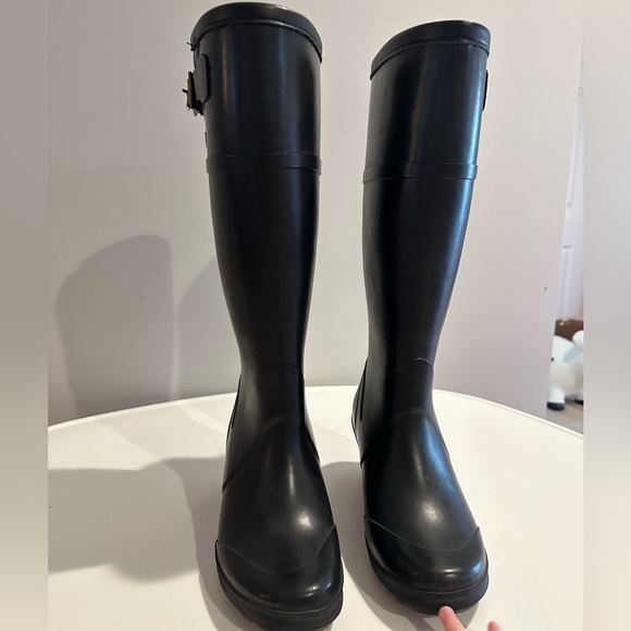 Michael Kors Wedge Rainboots - Picture 2 of 7